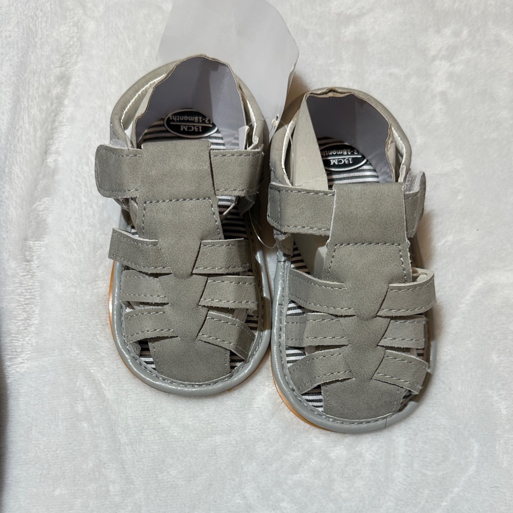NWT sandals 12/18months